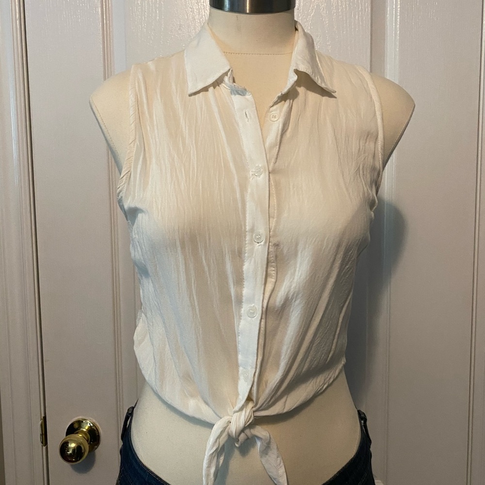 American dream linen top w/ lace back